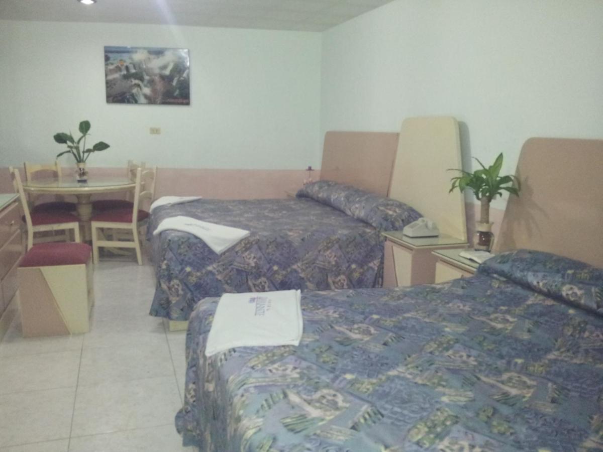 Uriangato Hotel Diamante Inn מראה חיצוני תמונה